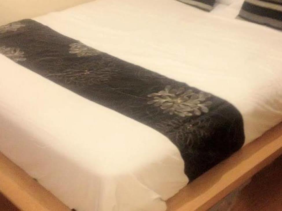 The Kingscliffe Guesthouse Manchester Dış mekan fotoğraf